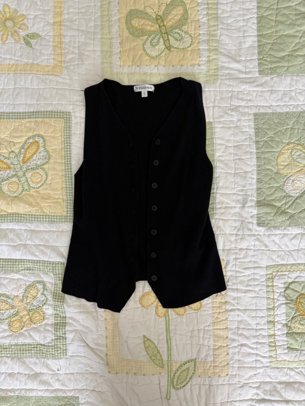 Vigoss Black Ribbed Button Vest